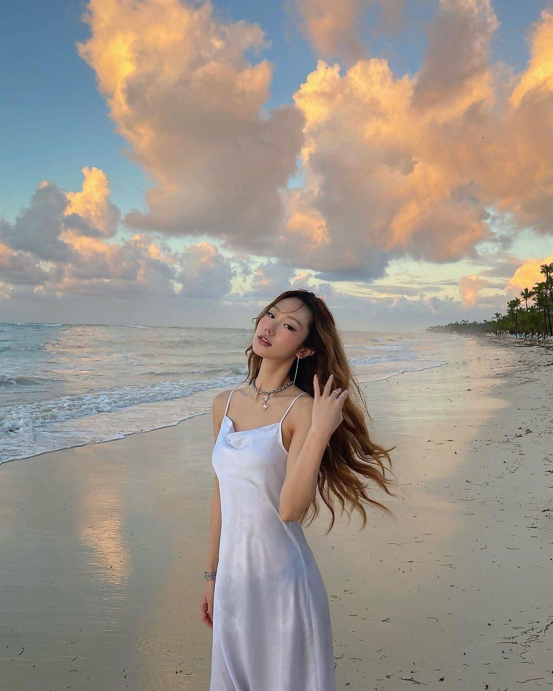 Non Nude 