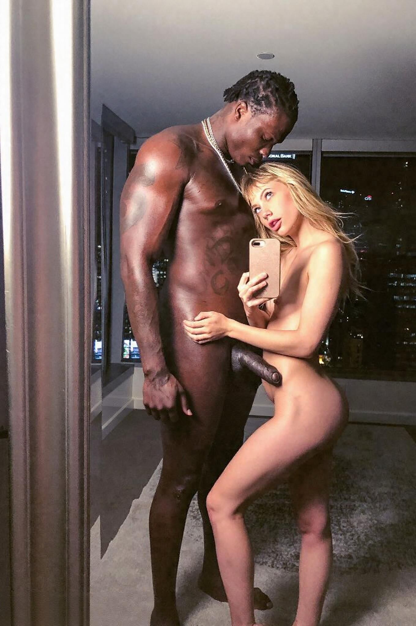 Sexy Baddies Posing with Black Bulls []