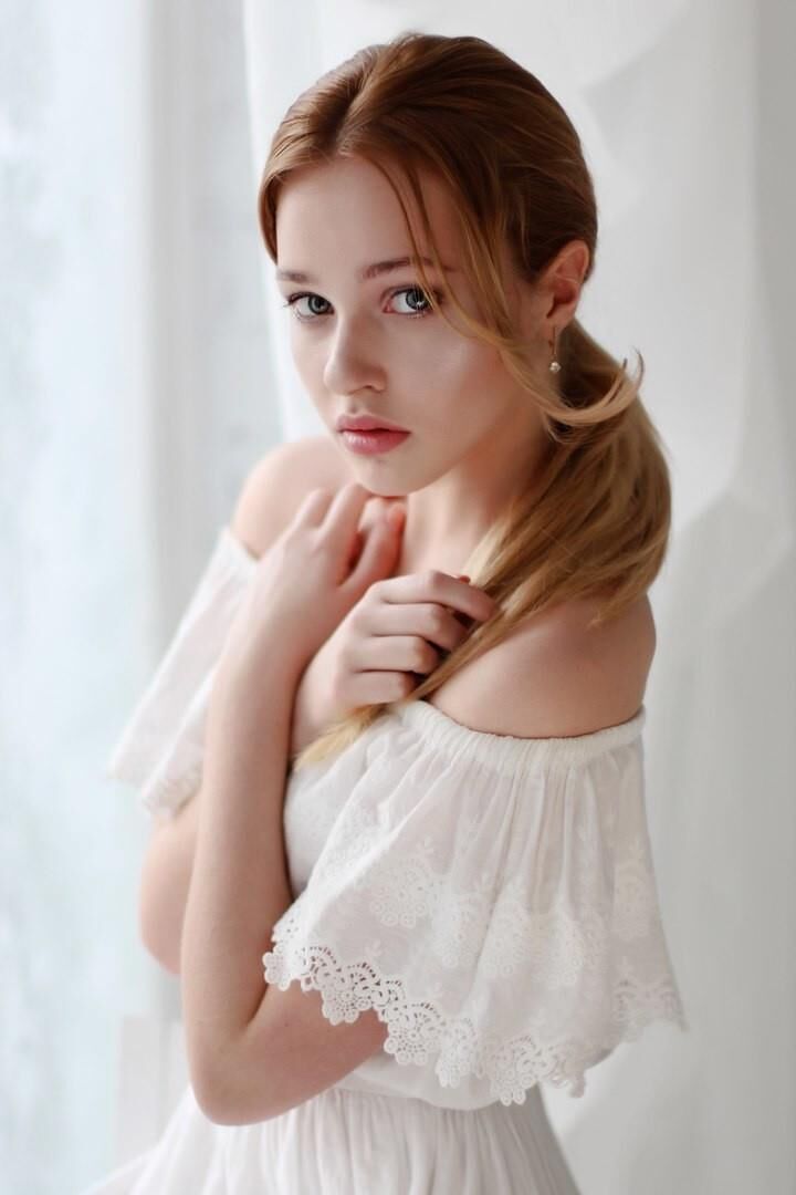 Non Nude 