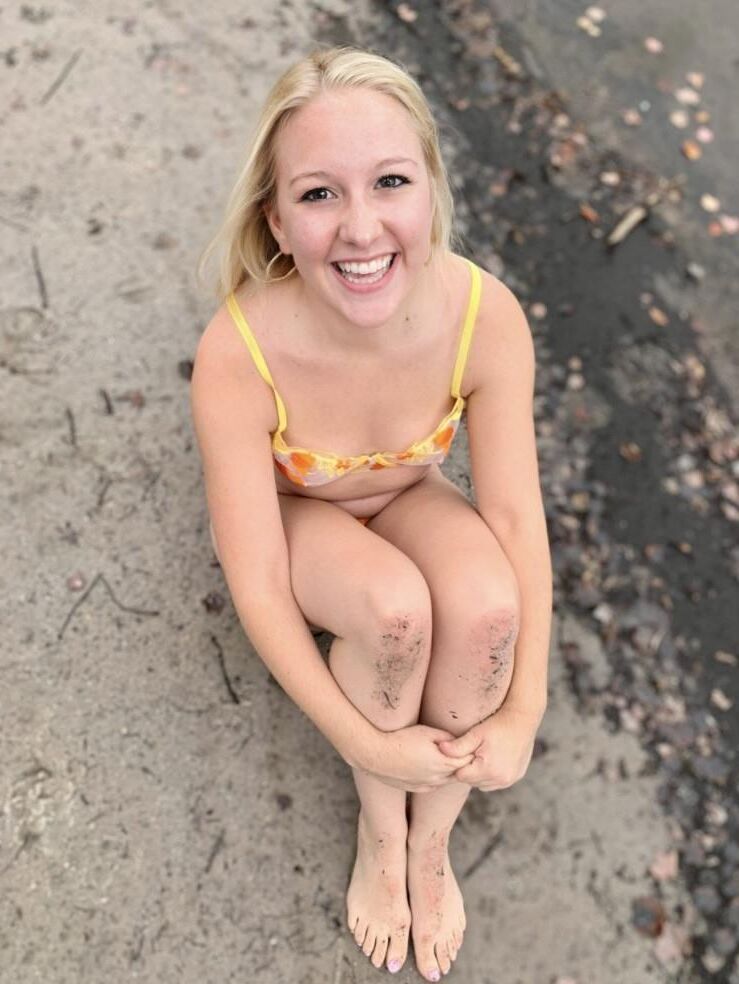 Non Nude 