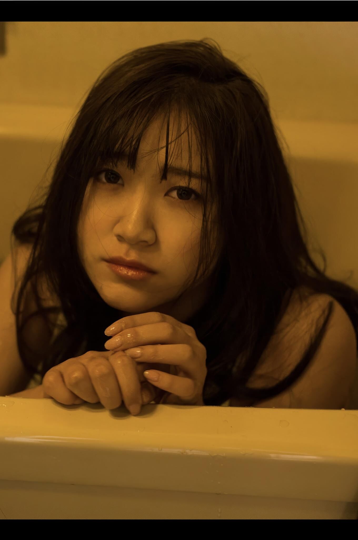 Hana Himesaki Towards the Light