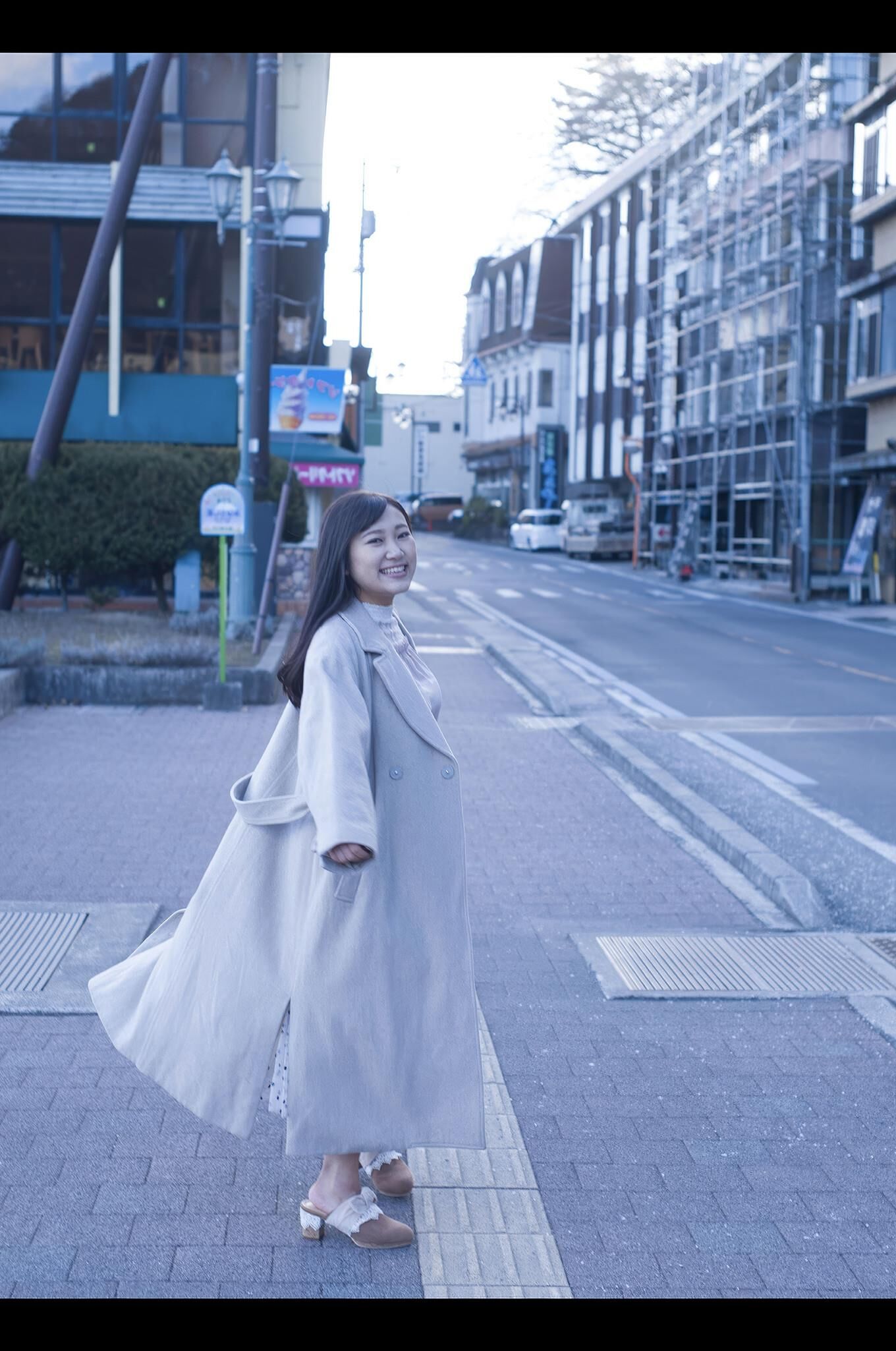 Hana Himesaki Towards the Light
