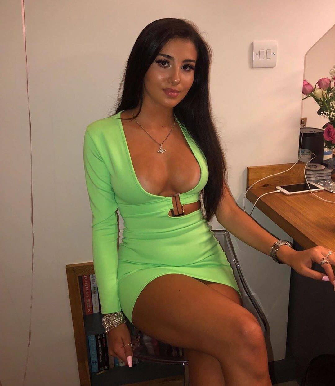 Girls in Green 