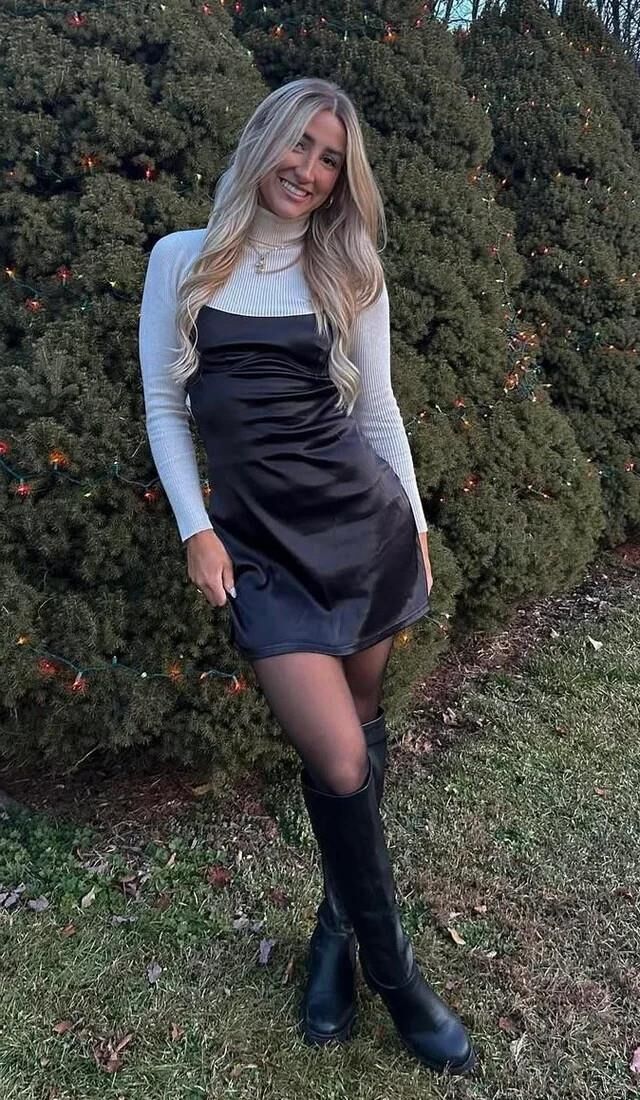 Pantyhosed 