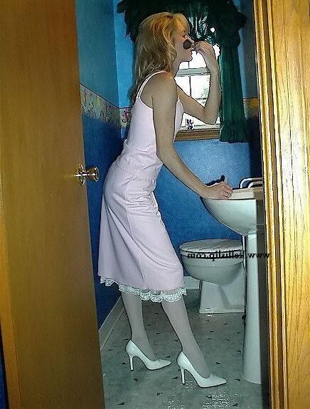 SG Unknown Set Pink Cami & Skirt, White Half Slip