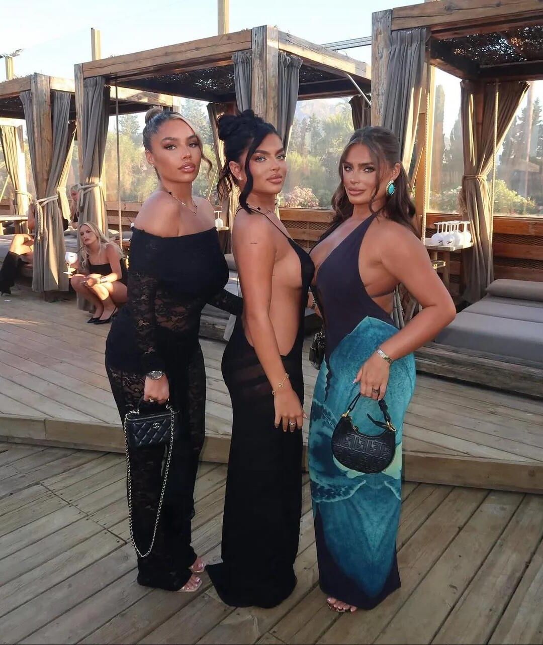 Lace Outfits 