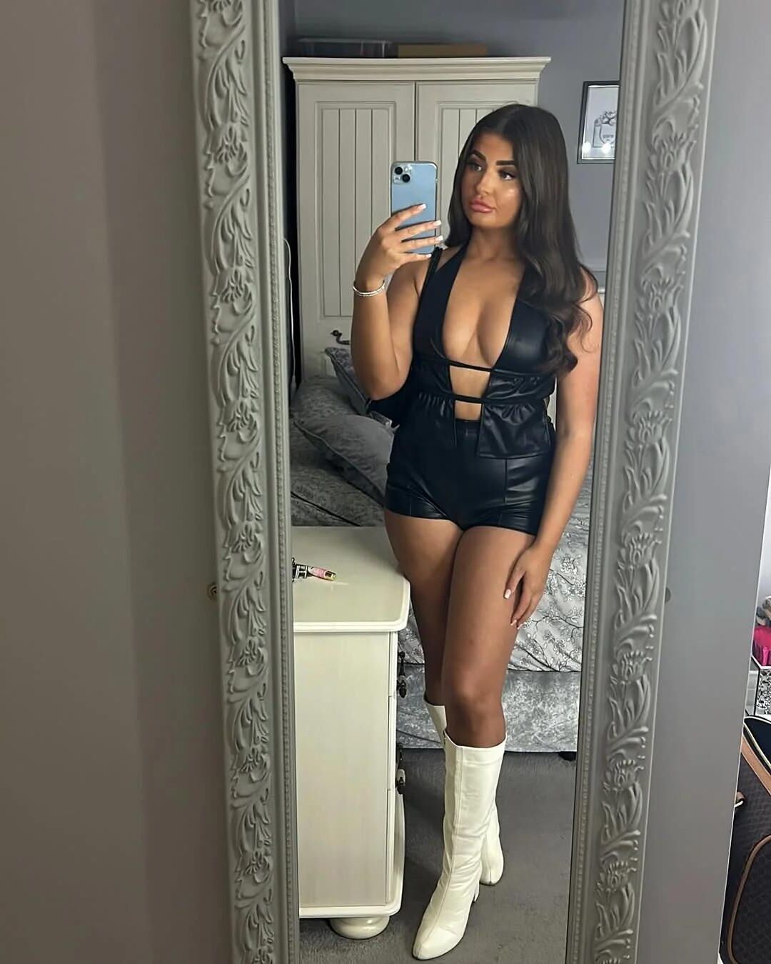 Leather Outfit 