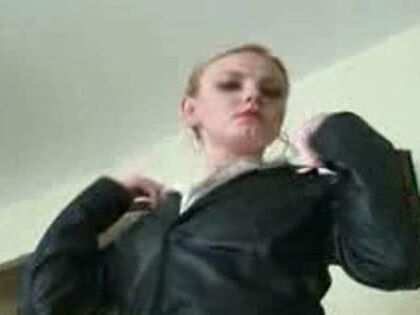 Moni The Sexy Leather Girl