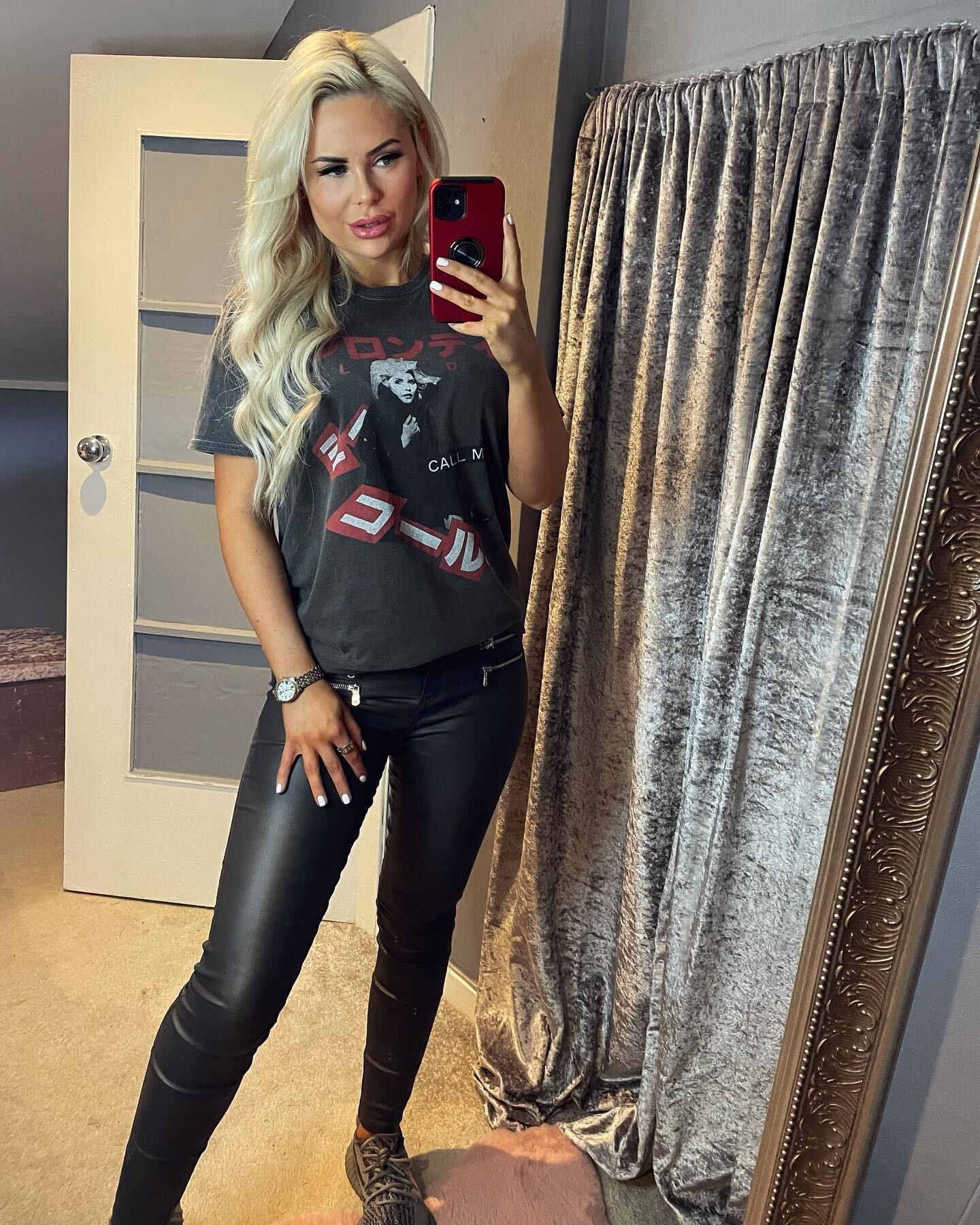 Leather Pants 