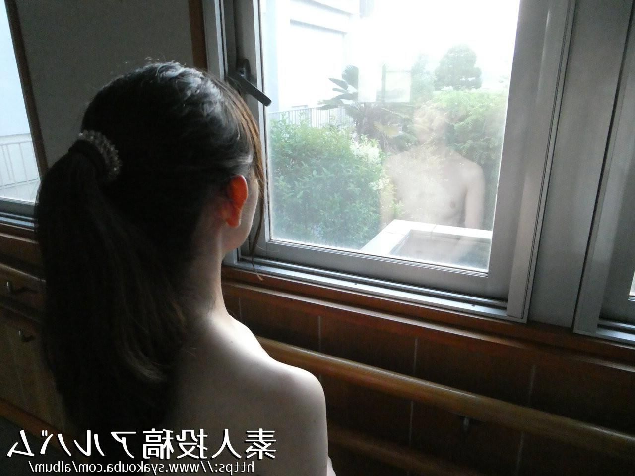 Japanese Amateur Nudist Wife Kana Nude at Home Living Room 