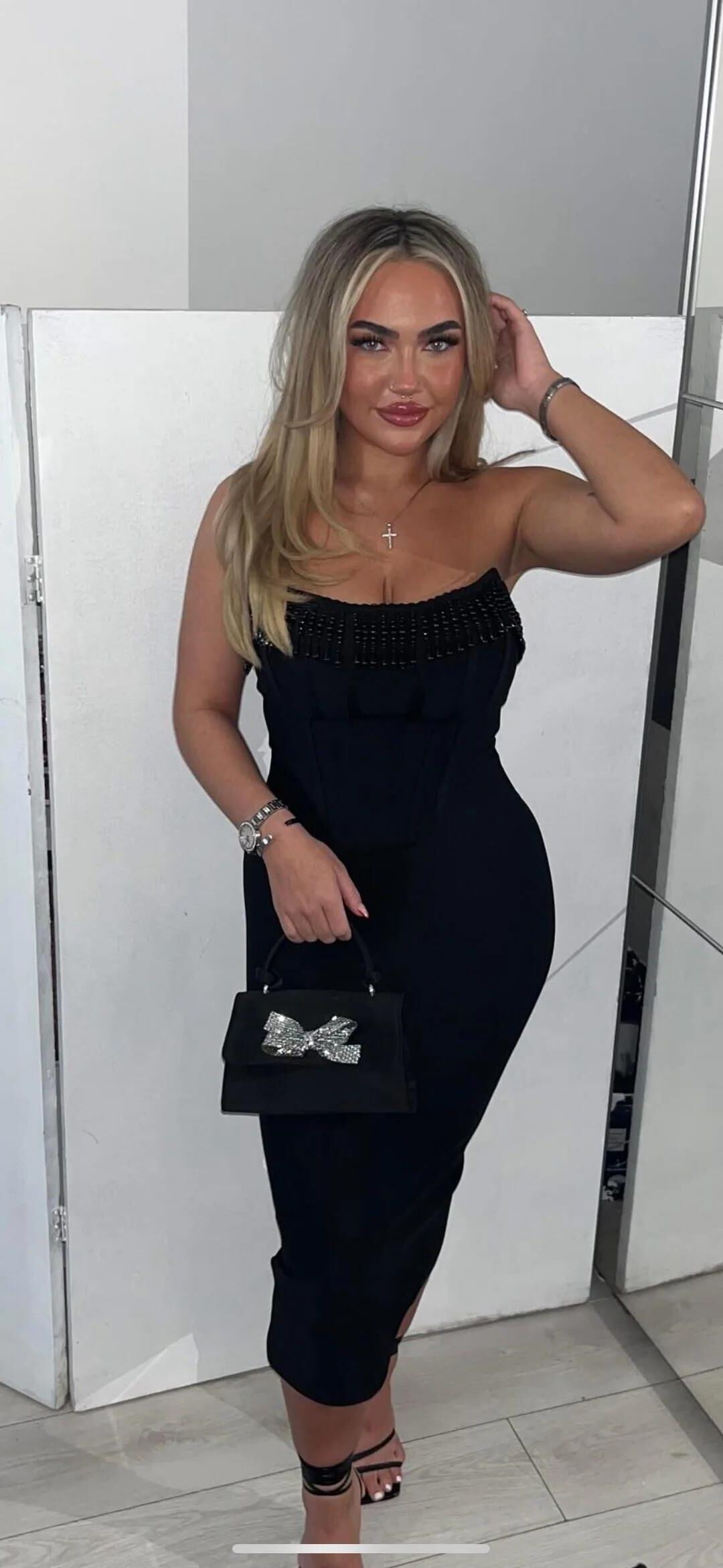 Girls in Black 