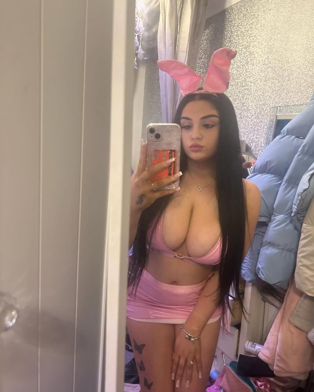 Hot Pieces (Sluts, Whores, Chavs etc) 