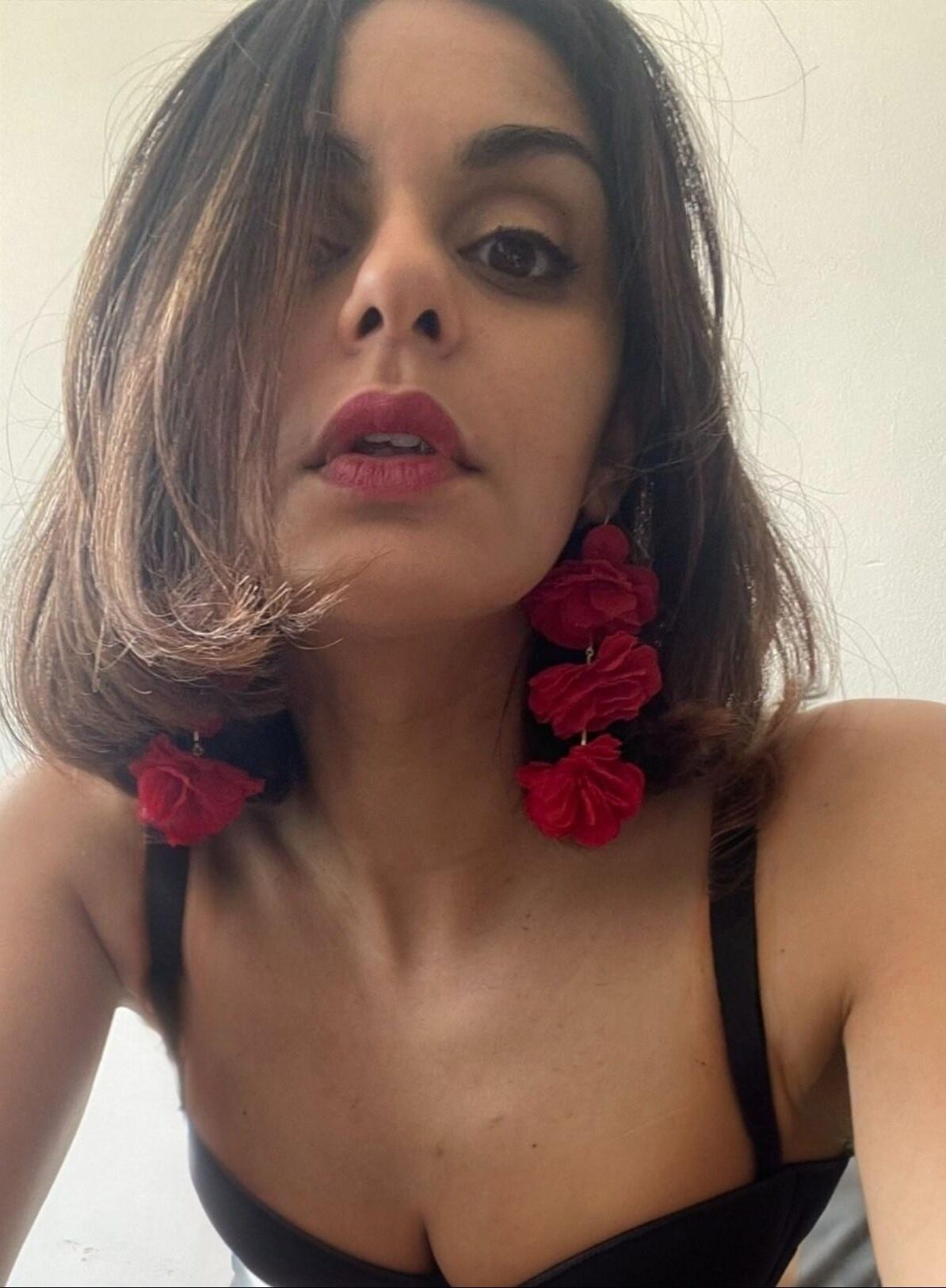 Samia maman plate mais salope de Laval 